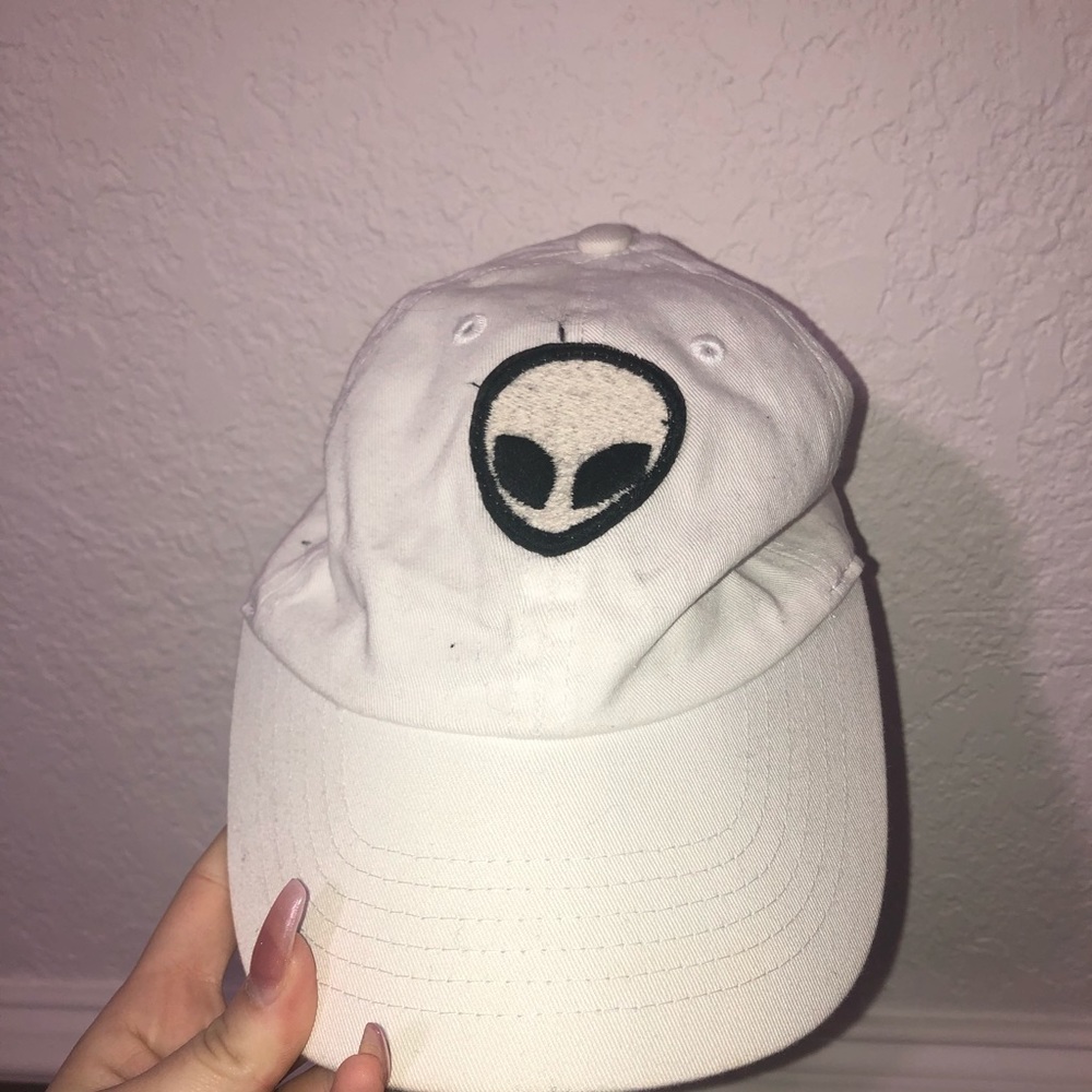 White Alien Brandy Melville Hat